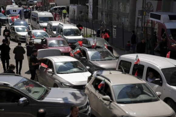 İstanbulda İrana dəstək aksiyası keçirilib – Video