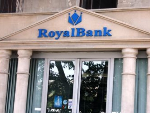 “Royalbank”da müdirə cinayət işi açıldı