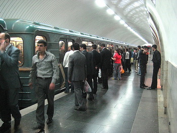 Bakı metrosunda həyəcan