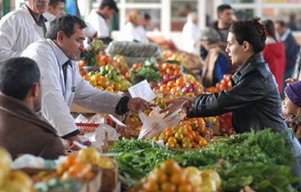 “Bazarlara ciddi nəzarət edirik” – Nazirlikdən açıqlama