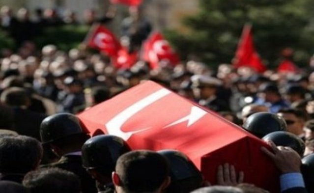 Türkiyə yenə şəhid verdi: 3 polis öldü, 6-sı yaralandı