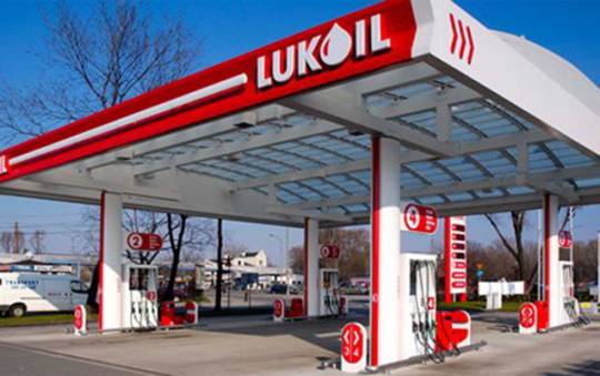 “Lukoil”da 75 litr tutumu olan çənə 82 litr yanacaq “vurdular””
