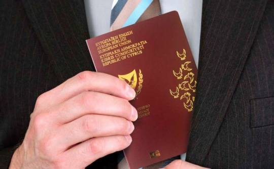 “Qızıl pasport”a malik Azərbaycan əsilli milyarderlər - ADLAR