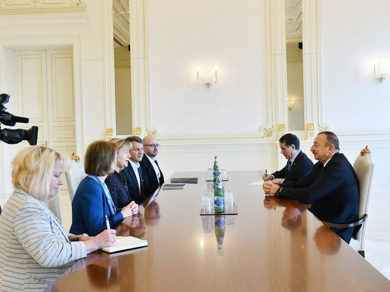 Prezident İlham Əliyev Britaniya Baş nazirinin elçisini qəbul edib