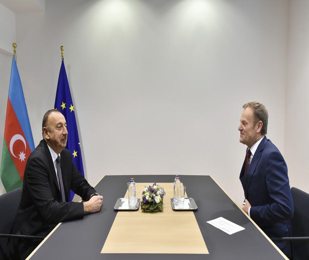 Prezident İlham Əliyev Avropa İttifaqı Şurasının prezidenti Donald Tusk ilə görüşüb
