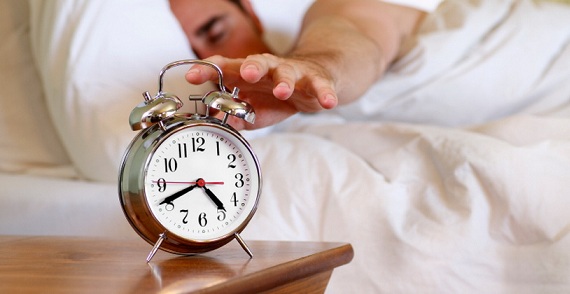 Yuxusuzluq XƏSTƏLİKDİR – İnsan gündə neçə saat yatmalıdır?