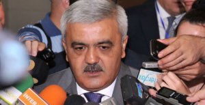 Rövnəq Abdullayev siyasi səhv buraxdı