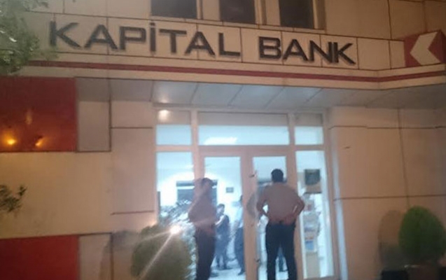 “Kapital Bank”a silahlı basqın- Mühafizəçi yaralandı+Fotolar
