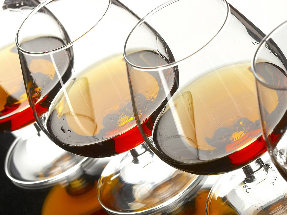 ŞOK QƏRAR: Antalyada alkoqollu içkilər qadağan edilir