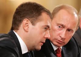 Putin Medvedevi işdən çıxarmaqla hədələdi