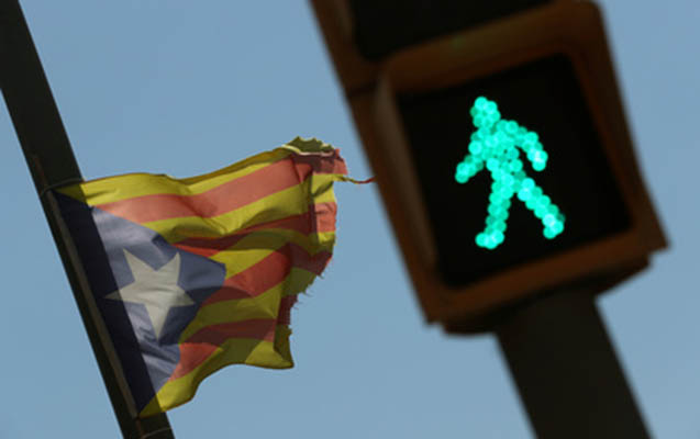Kataloniya referenduma hazırlaşır - Parlament təsdiqlədi