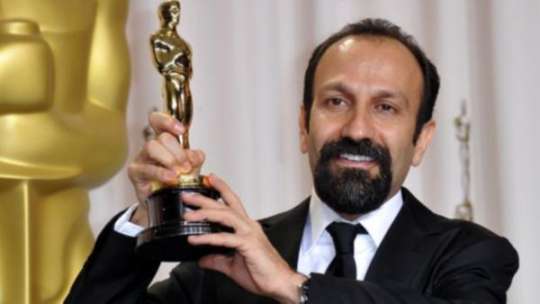 Trampın ABŞ-a gəlməsinə qadağa qoyduğu “Oskar”lı İran rejissorunun MÜSAHİBƏSİ