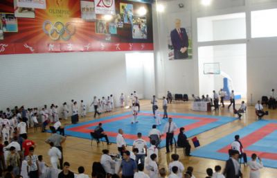 Şəkidə keçirilən karate üzrə beynəlxalq turnir keçirilir