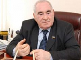Fəttah Heydərov sədr seçildi