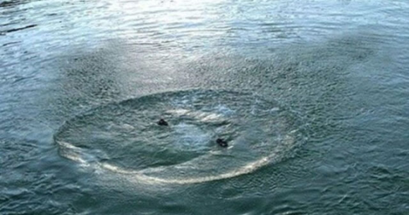 Araz çayında iki nəfər batıb: Biri uşaqdır