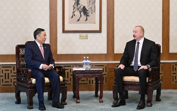 Prezident Pekində Sonq Hailianq ilə görüşdü – Fotolar