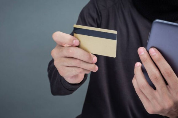 Kartdan pulunuz silinibsə, bu xəbəri oxuyun – Rəsmi