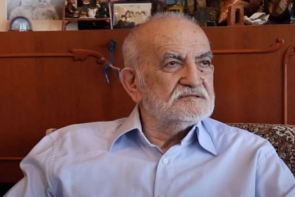 Məmməd İsmayıl xəstəxanaya yerləşdirildi: Yemək yemir