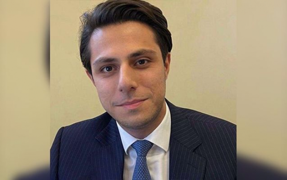 Məmurun evindən 244 minlik qızıl oğurlayan azadlığa buraxıldı