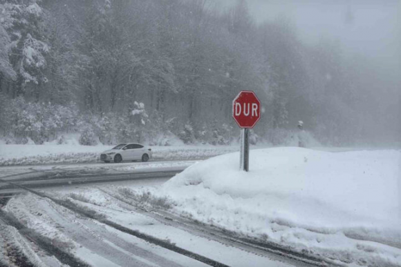 Türkiyədə 28 vilayət üçün qar uçqunu xəbərdarlığı edildi